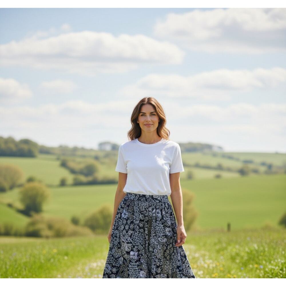 August Silk Skirt Womens M Blue Floral Maxi 100% Silk Lightweight Boho Classic